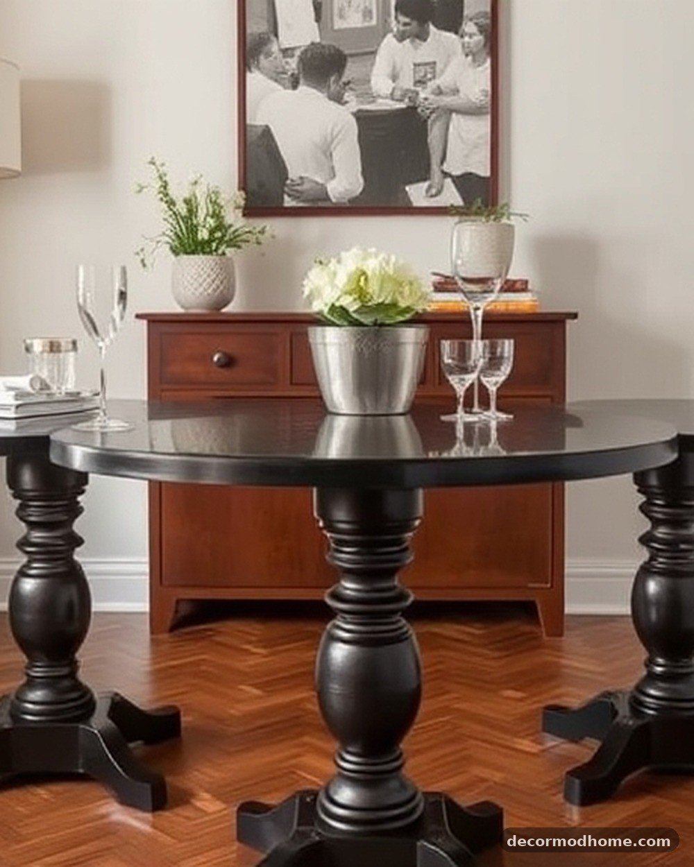 18. Pedestal Dining Tables